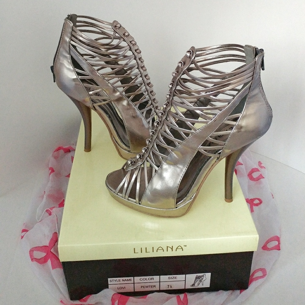 Women's Metallic Pewter Strappy Sandal Heels